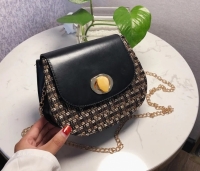 Женская сумка в стиле Ретро (черная)