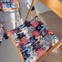 Подушка на стул Яркие Котики