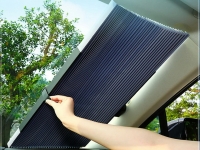 Солнцезащитная шторка на стекло лобовое автомобиля 70 см-145 см