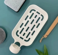 Подвесной держатель для губок и мыла с креплением за смеситель на кухню или душ