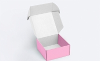Подарочная коробка розовая 21,5х22,5х11 см