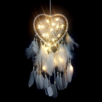 Светильник-ночник креативный ловец снов сердце с перьями для декора