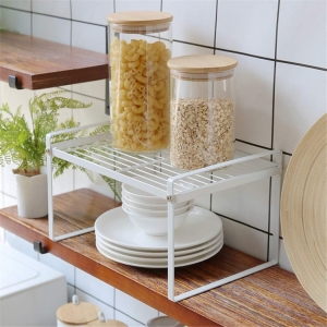 Кухонная дополнительная полочка, подставка, стеллаж в шкаф металлическая 33см White Фото Кухонная дополнительная полочка, подставка, стеллаж в шкаф металлическая 33см White