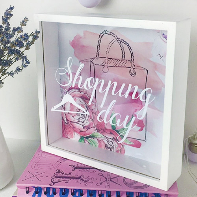 Деревяна скарбничка для грошей Shopping day