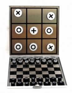 Мини-игра 2 в 1 Шахматы + крестики-нолики
