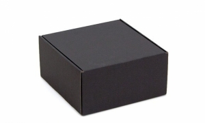 Подарочная коробка черная 21,5х22,5х11 см