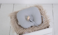 Фото Детская подушка для новорожденных с держателем Grey