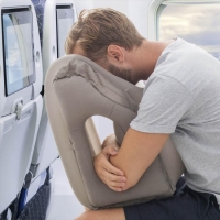 Фото Подушка для путешествий в самолет и авто Sleepy Cloud Travel Pillow Gray