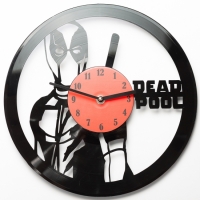 Виниловые часы Deadpool
