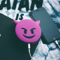 Универсальная портативная батарея Power Bank emoji Дьявол